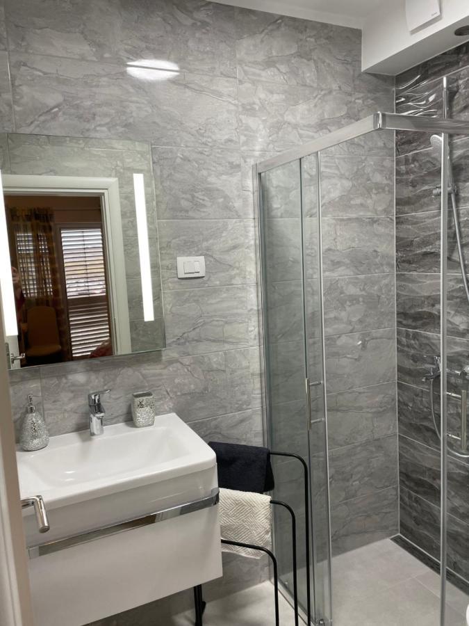 Apartments Miriam Srima Водице Экстерьер фото