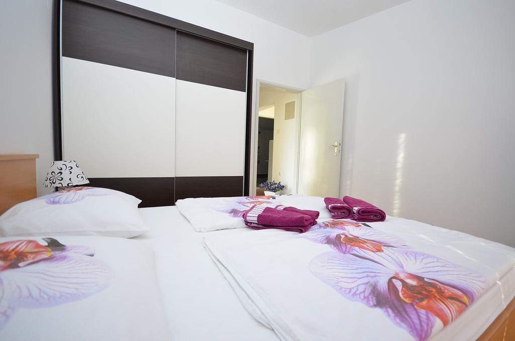 Apartments Miriam Srima Водице Экстерьер фото