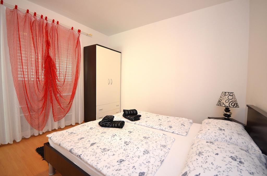 Apartments Miriam Srima Водице Экстерьер фото