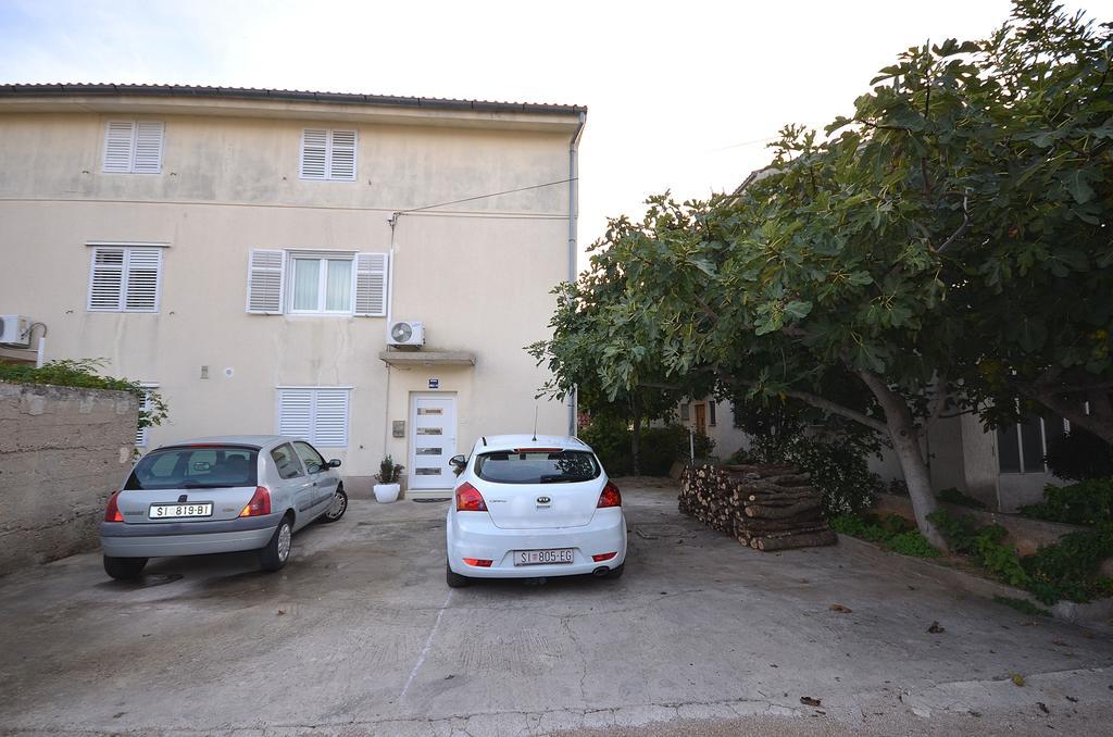 Apartments Miriam Srima Водице Экстерьер фото
